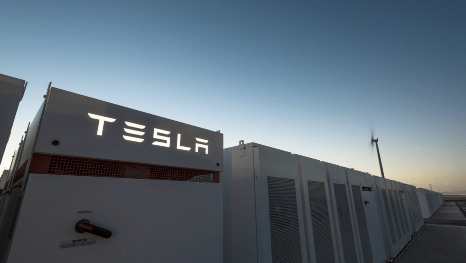 Elon Musk keeps Twitter promise, delivers world's largest battery in under 100 days