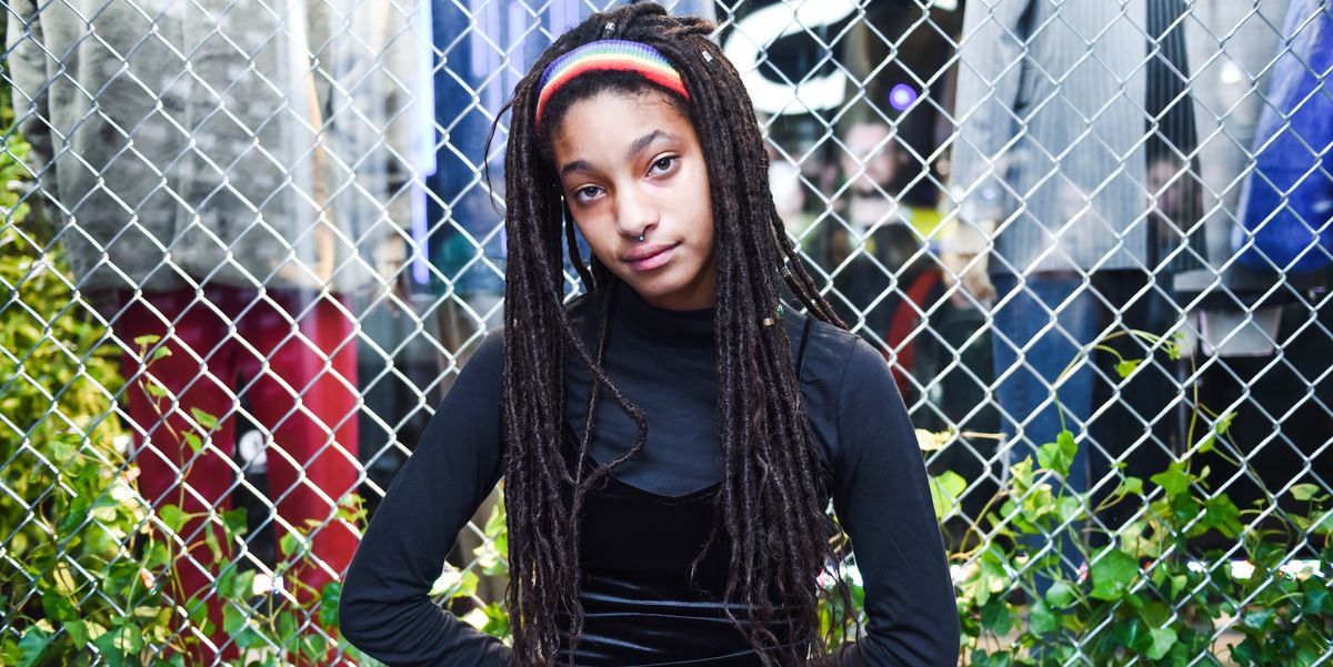 Willow Smith Says Growing Up Famous Can Be "Excruciatingly Terrible"