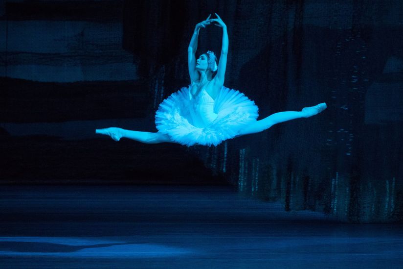 Grace Under Pressure The Bolshoi Ballet S Alena Kovaleva Pointe