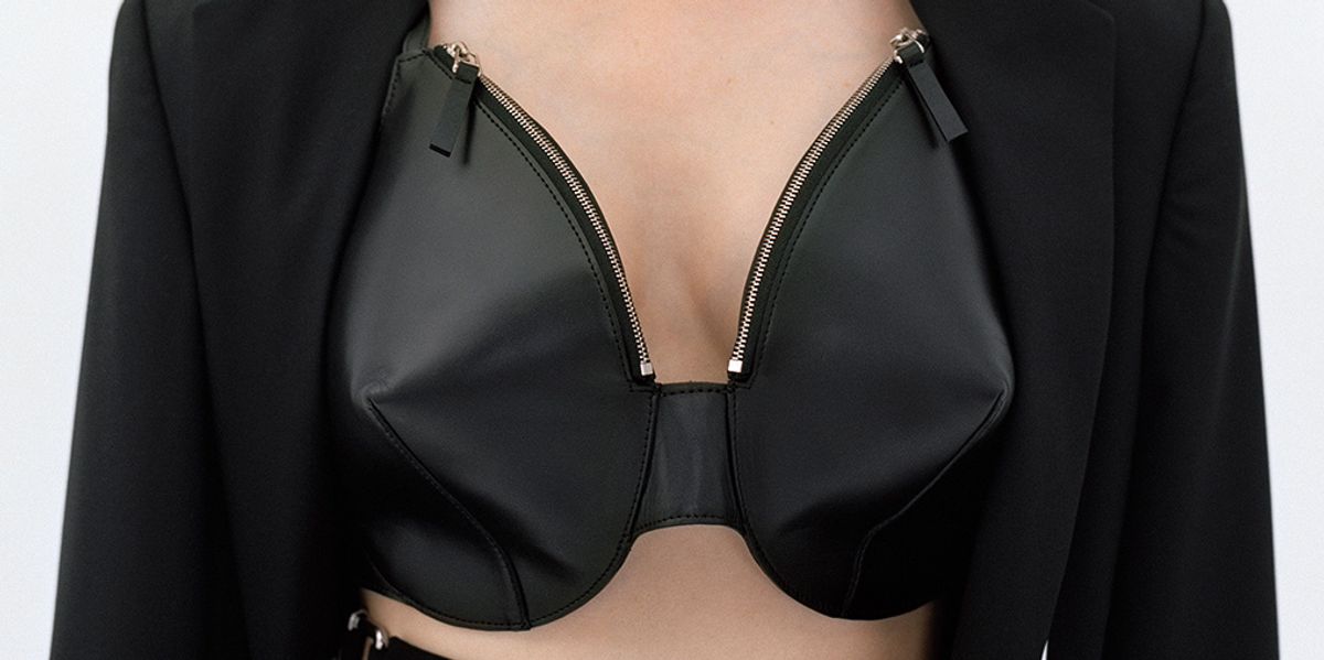 BRB, Buying Helmut Lang's Leather Bra-Shaped Purse