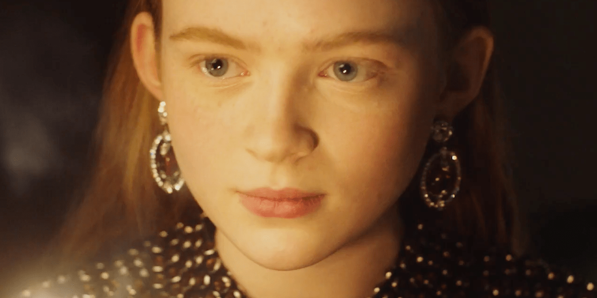 Dakota Fanning & Chloë Sevigny Star in Wistful Miu Miu Holiday Campaign