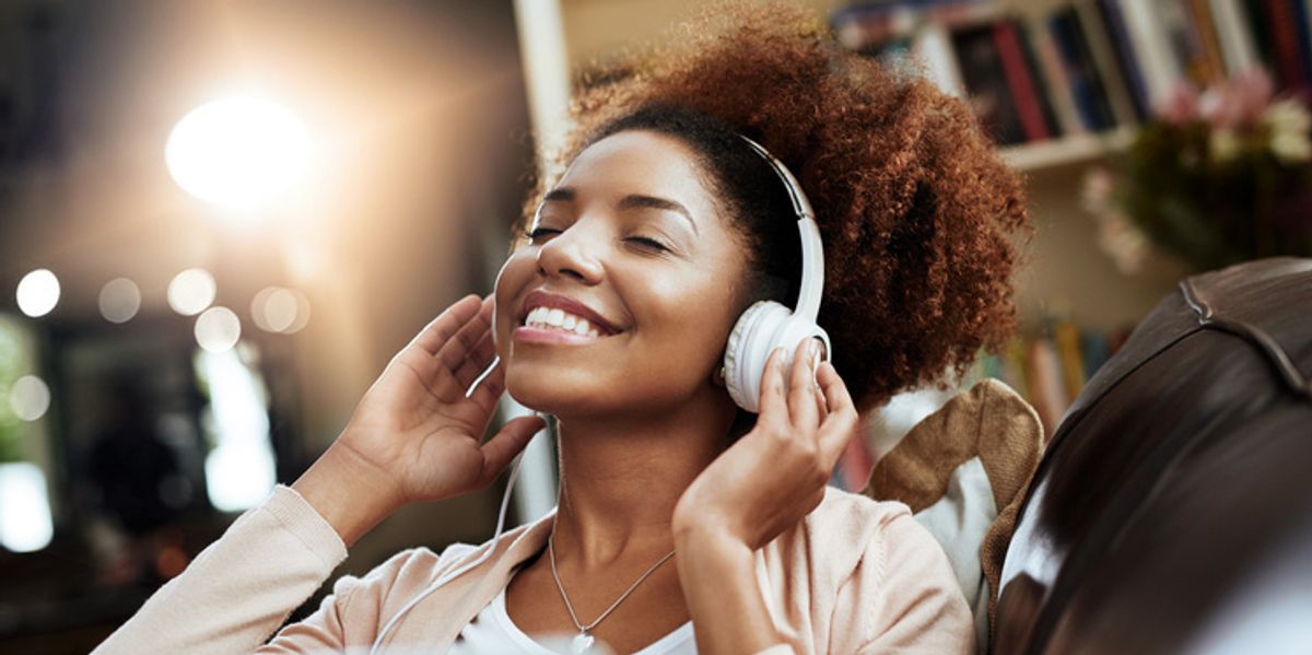 12 Podcasts For Women Trying To Glow Up This Year