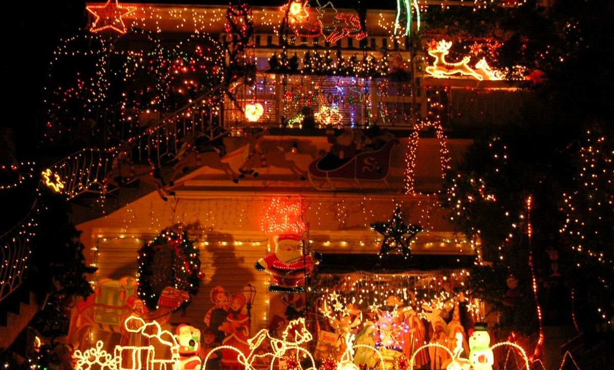 A Theory About Christmas Lights