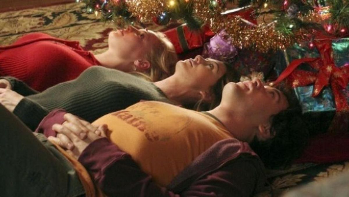 The 10 Stages Of Holiday Shopping, As Told By 'Grey's Anatomy'