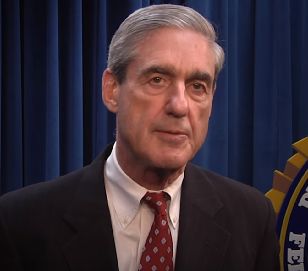 Robert Mueller Showing Russian Hookers Pics Of Trump, Asking 'Have You Peed On This Man?'
