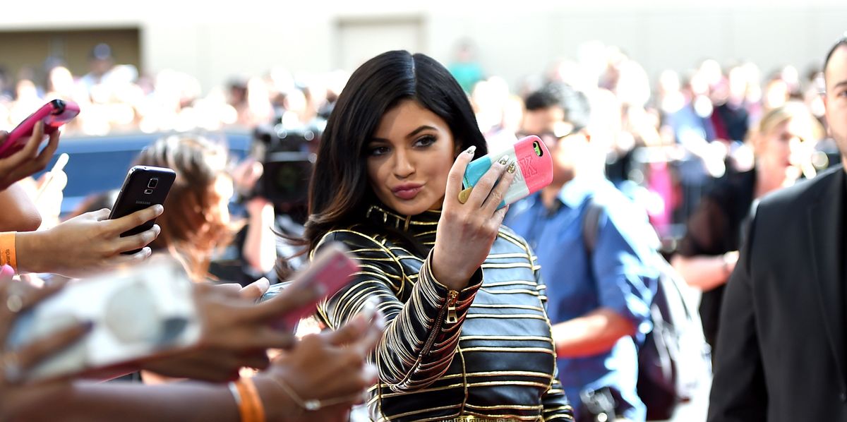 Turns Out Your Obsession With Selfies May Be an Actual Disease