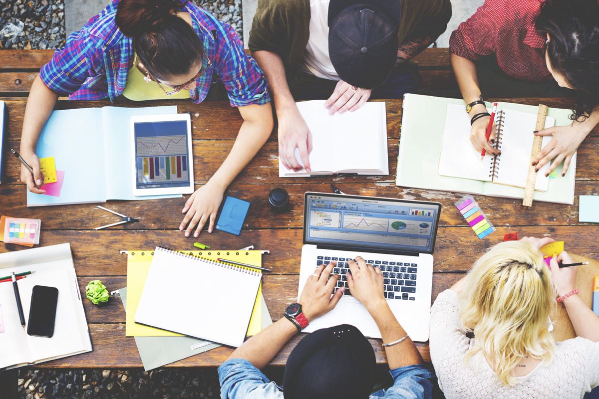 8 Ways You Can Survive The Hell That Is Group Projects
