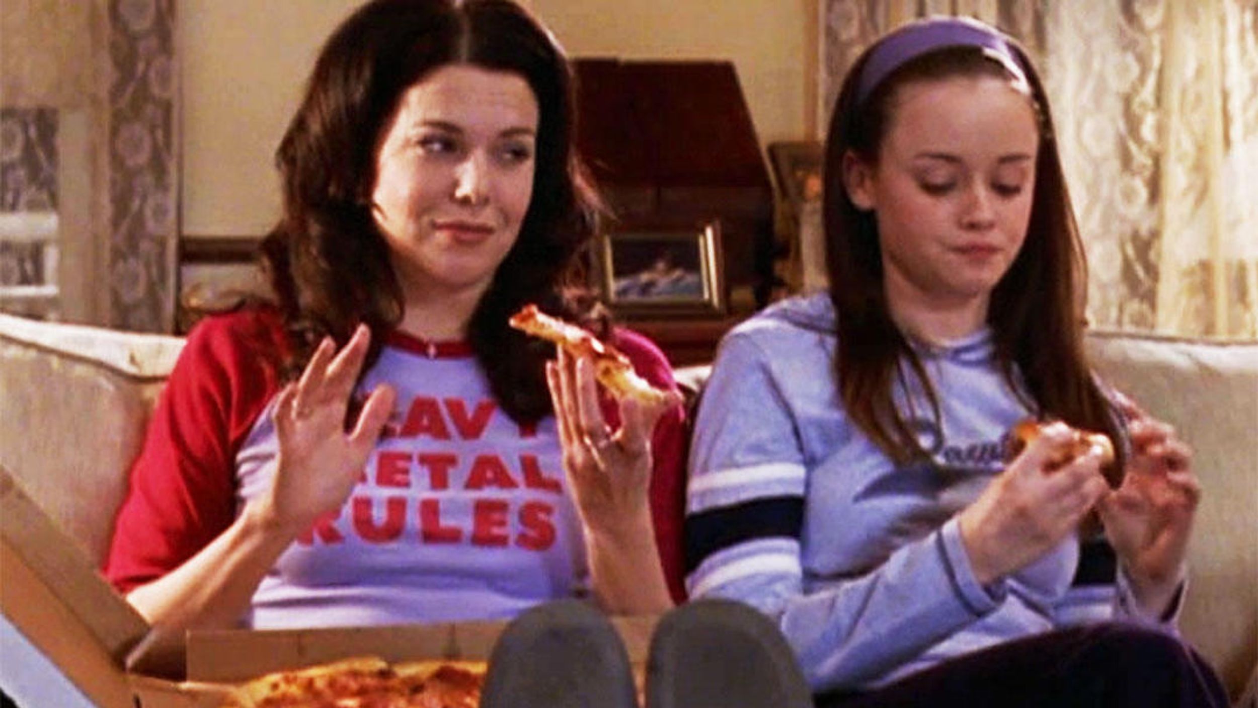 15 Signs You And Your Mom Are The Real Life Lorelai And Rory Gilmore