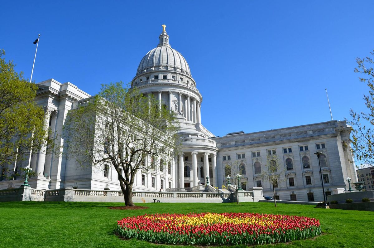 historical places to visit in wisconsin