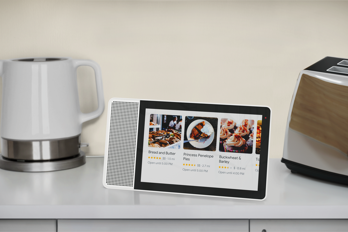 Lenovo launches a smart display with Google Assistant baked inside