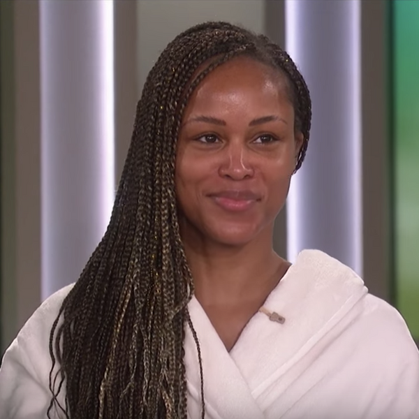 Eve Takes Off Makeup For The First Time In Public And Reminds Us That It's Sometimes Just A Security Blanket