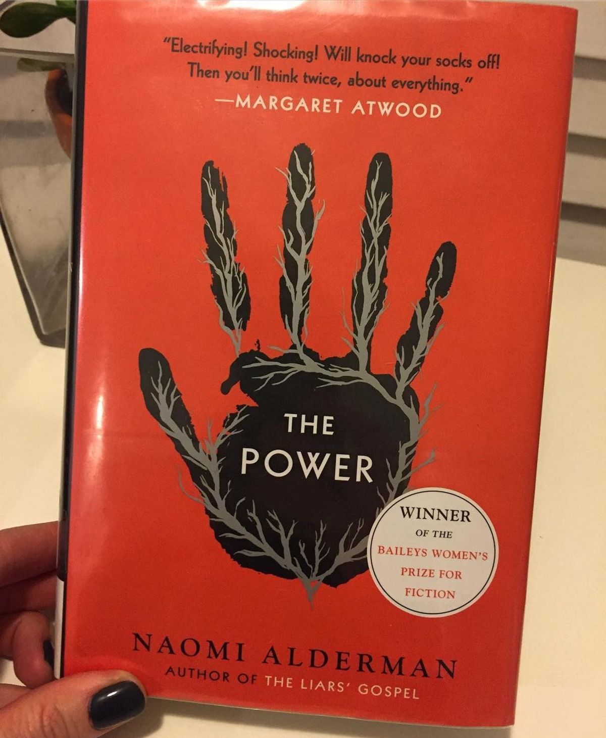 When Top Women Journalists + Entrepreneurs Build Your Reading List
