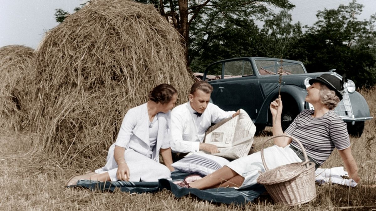 PHOTOS: New Book Features Colorized Images From The Past