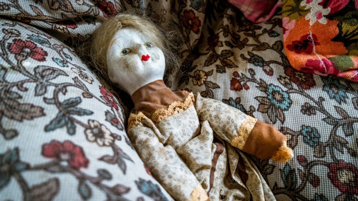 Creepy Doll Photos: 16 Pictures From Twitter That Will Keep You Up at Night