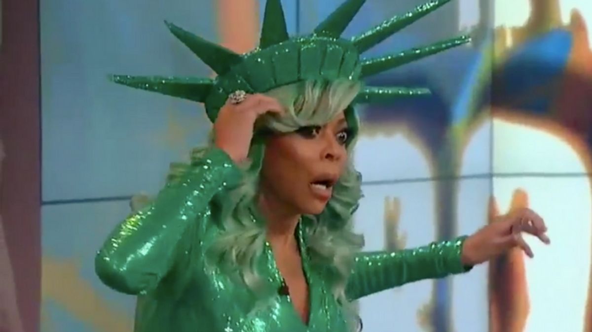 Did Wendy Williams Fake Her Fainting Spell on the 'The Wendy Williams ...