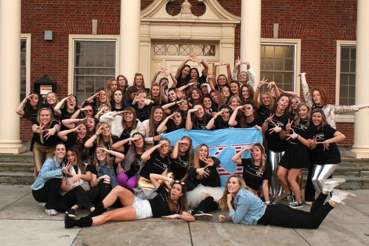 10 Ways To Keep Sorority Recruitment As Lit In The Winter As It Is In The Summer