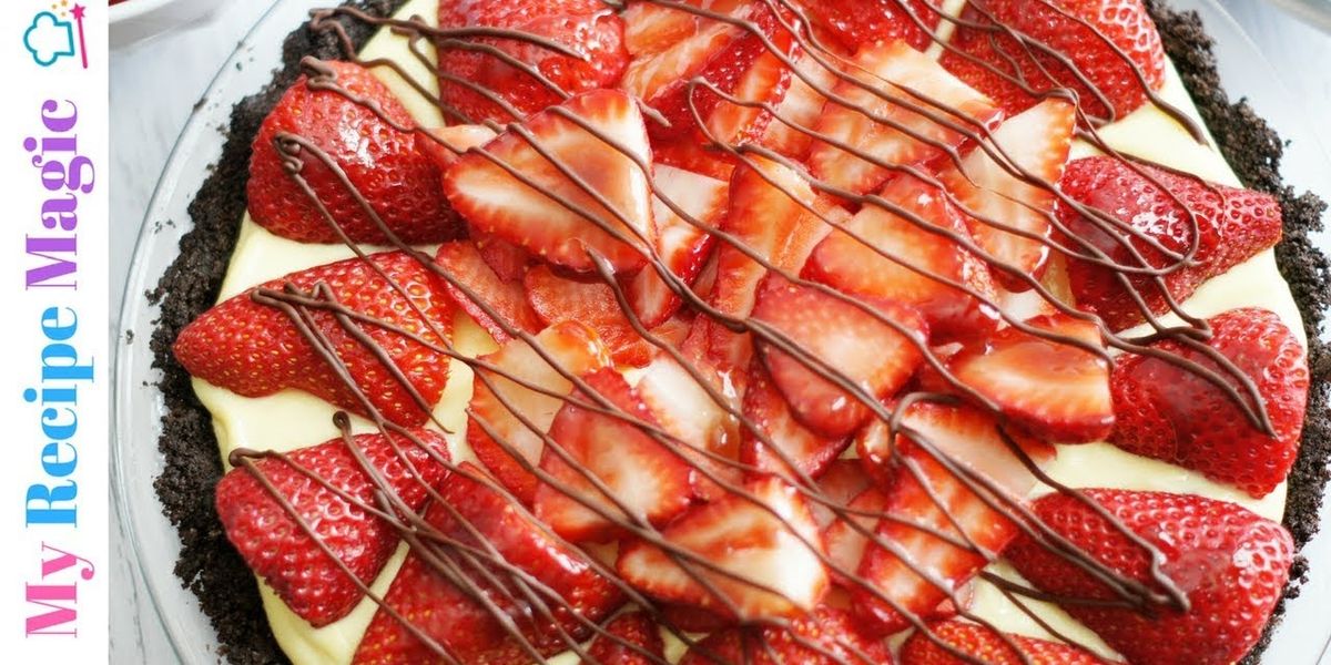 Strawberry Cream Pie With Oreo Crust