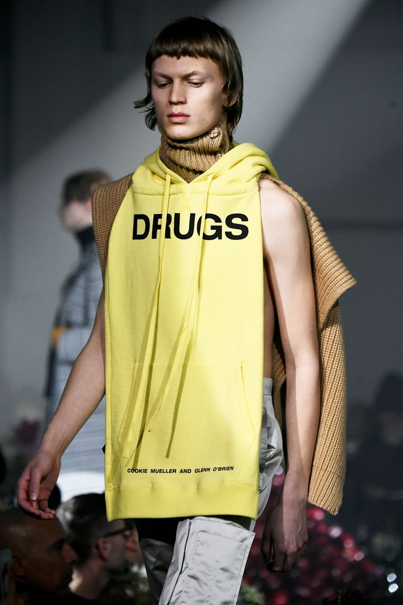 Raf Simons References Opioid Crisis in a Runway Show