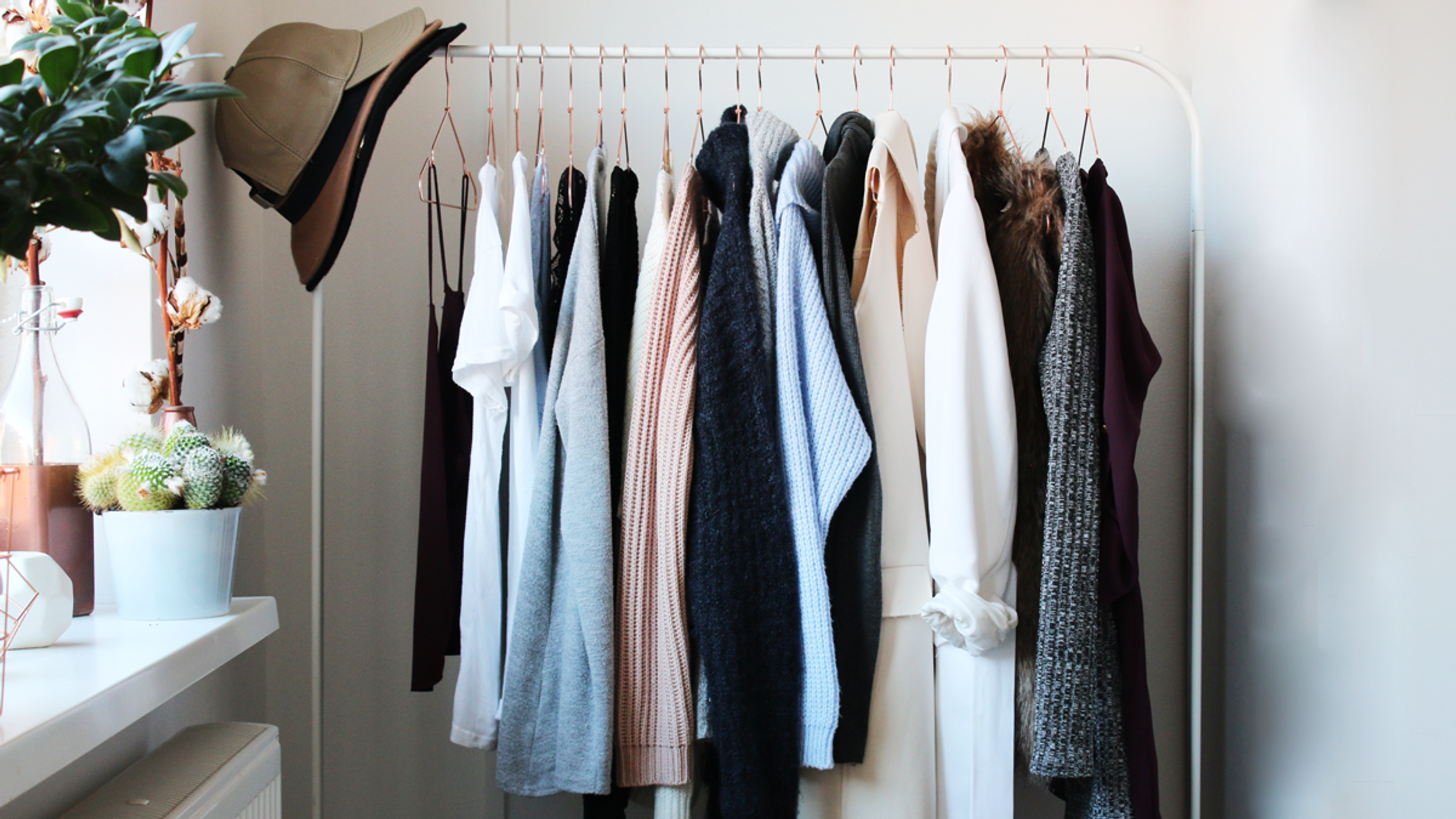 4 Easy Ways To Clean Out Your Closet