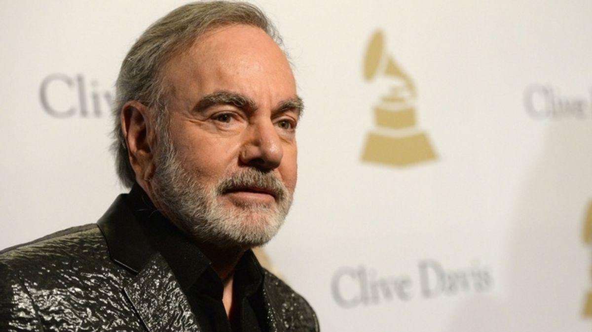 Neil Diamond Will be Retiring From Touring Due to Parkinson's Diagnosis