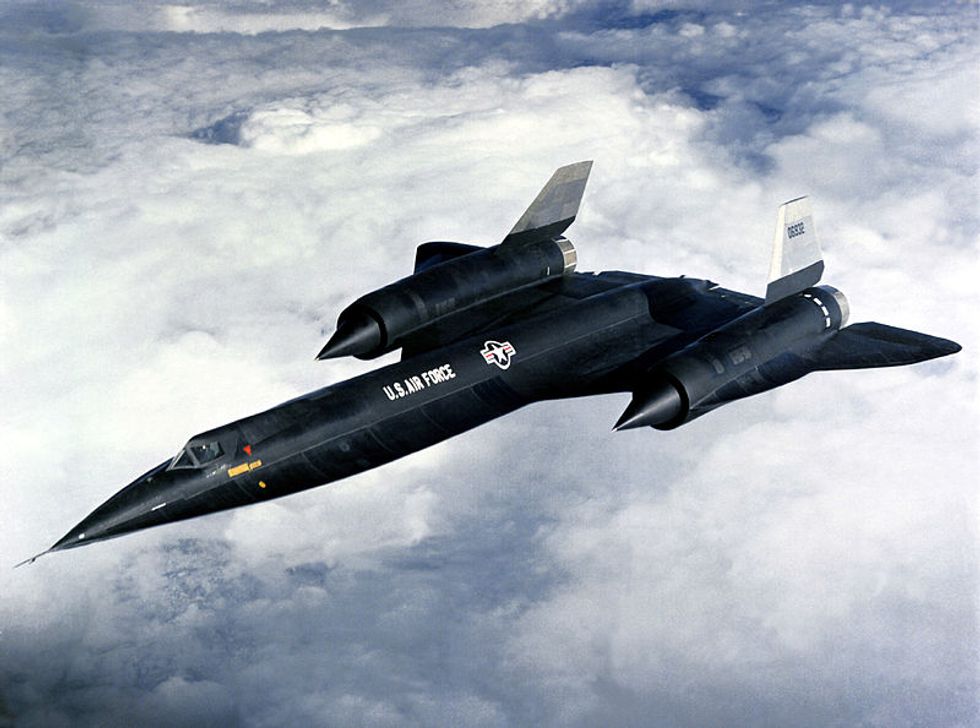 11 Photos That Show Why The Sr 71 Blackbird Was All Kinds Of