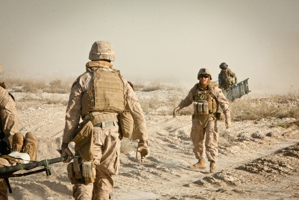 Here s What A Navy Corpsman Does After A Marine Is Hit Americas Military Entertainment Brand