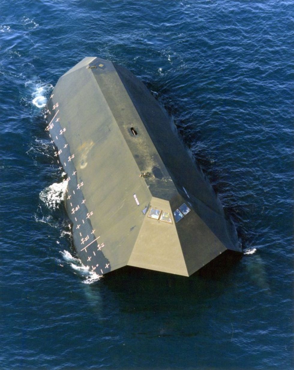 US Navy IT: The Cutting-Edge Technology Empowering Naval Operations ...