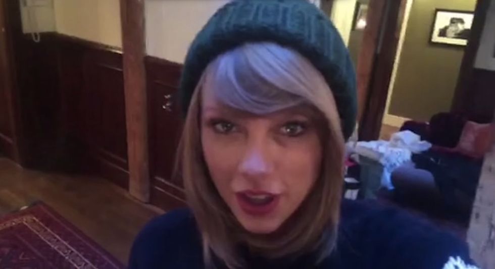 Hours before 2014 came to a close, Taylor Swift revealed something ...