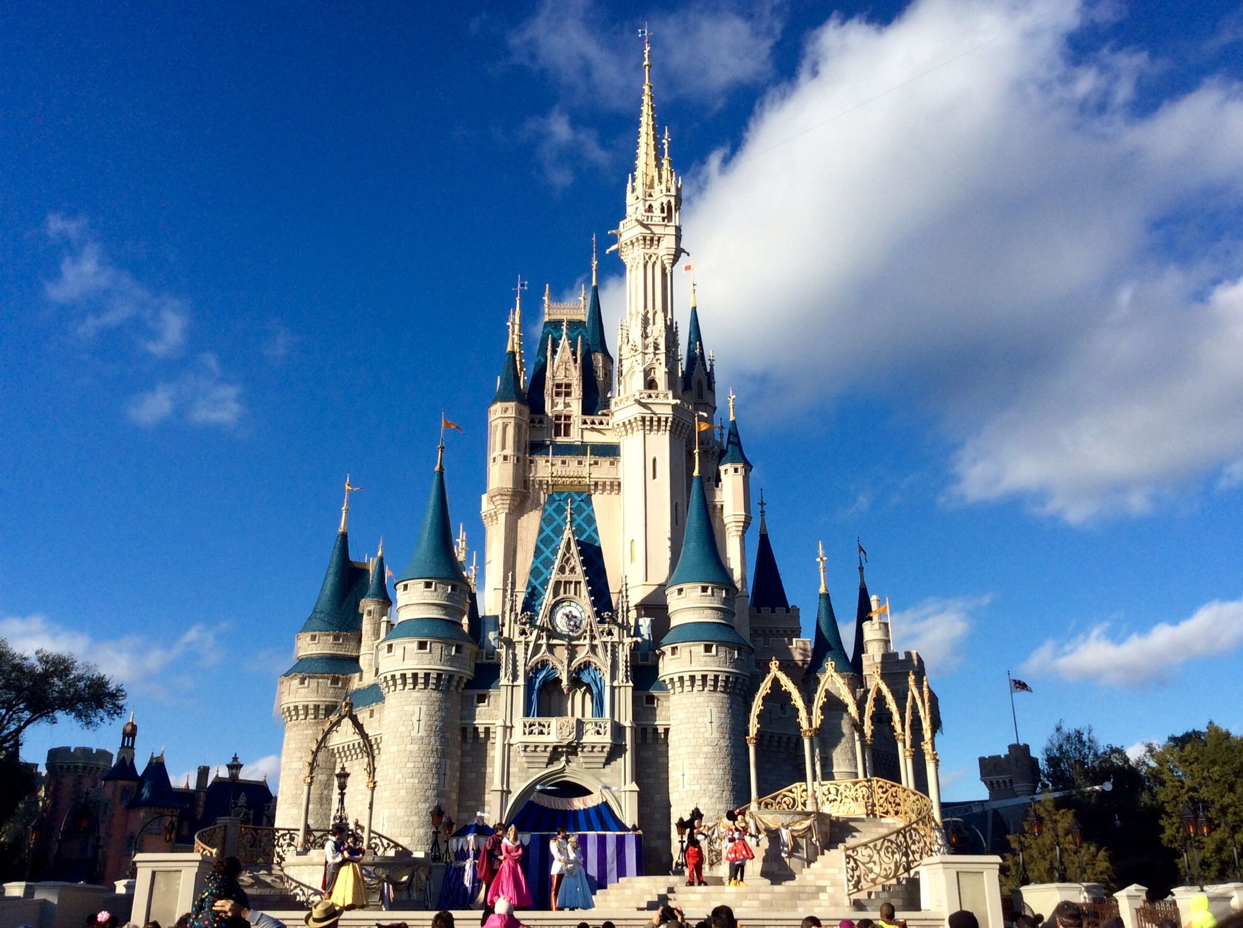 12 Reasons Why You Should Invest In A Trip To Disney World