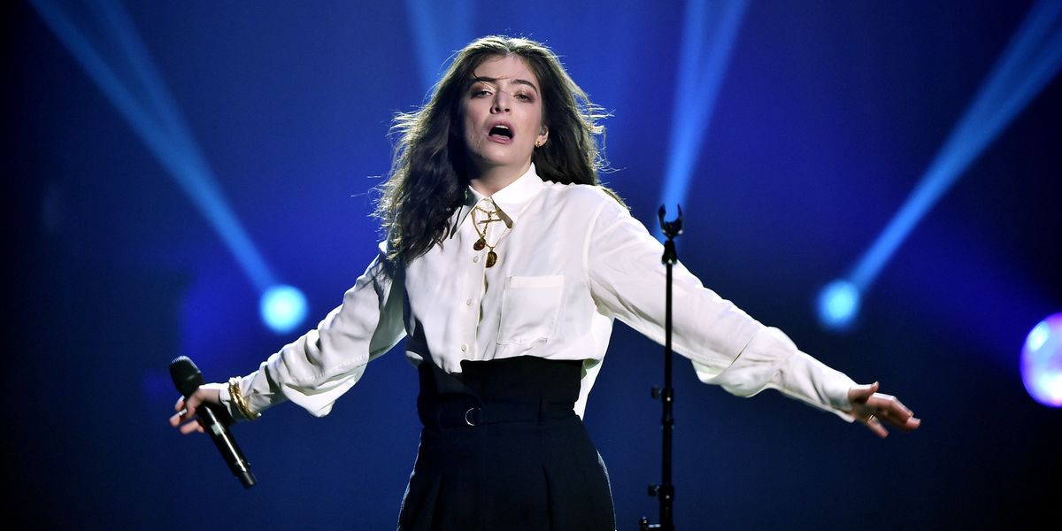 Lorde Blessed Us With a Frank Ocean Cover