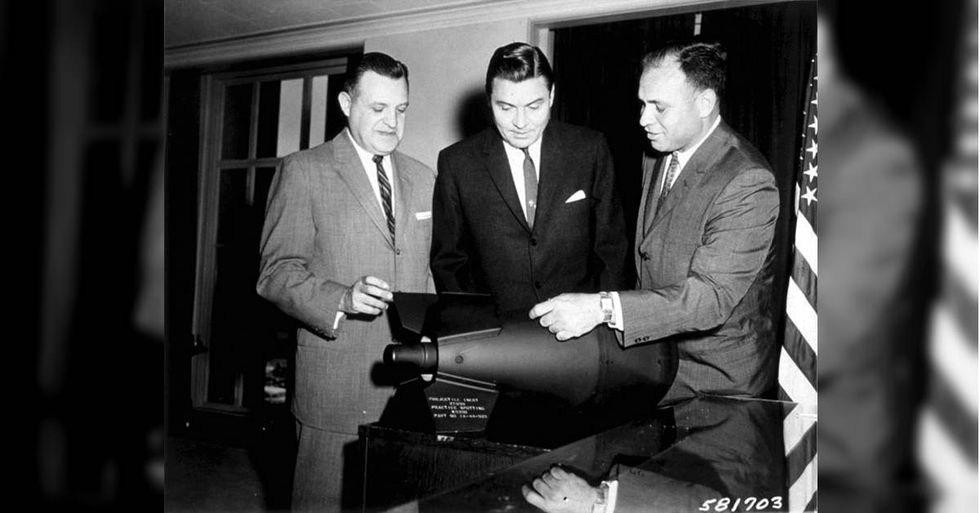 Here's a look at the "Davy Crockett bomb," the world's smallest nuke