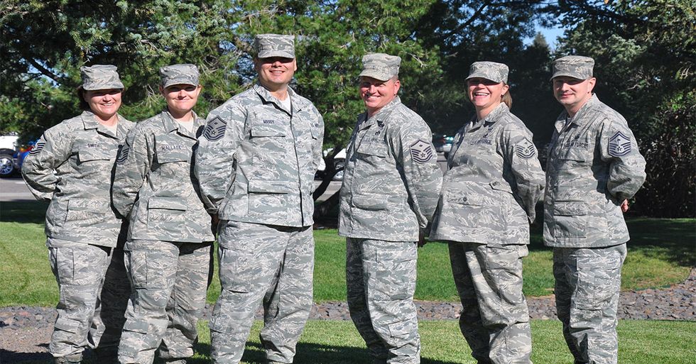 6 ways you can tell your 1st sergeant is lying to you - Americas