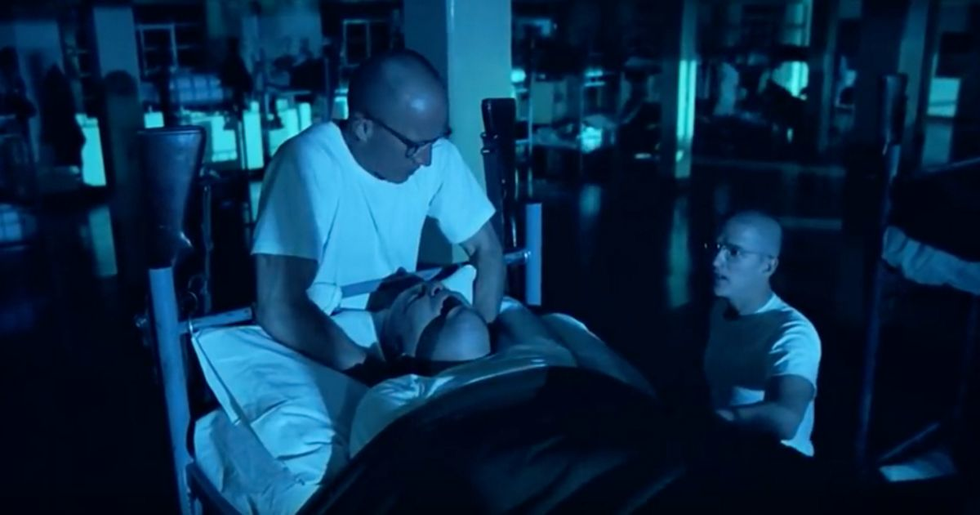 This is how to avoid the dreaded 'blanket party' in basic training