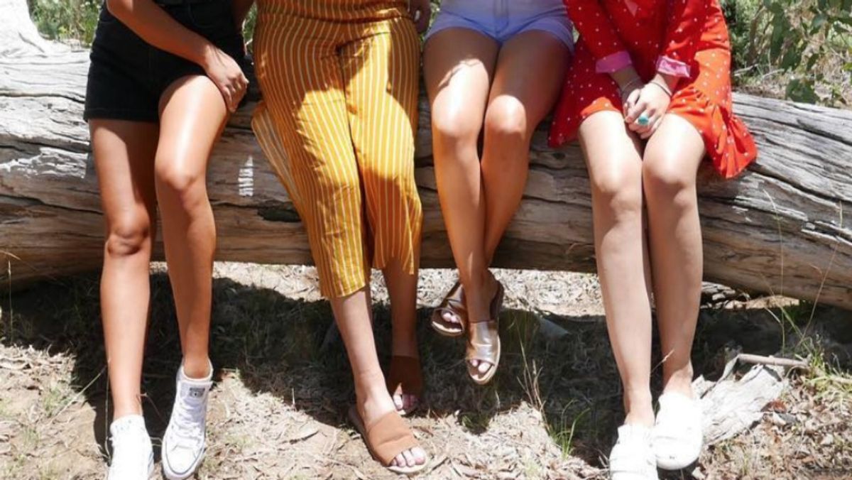 9 Relatable Moments For Girls Whose Feet Can't Touch The Floor When They're Sitting Down