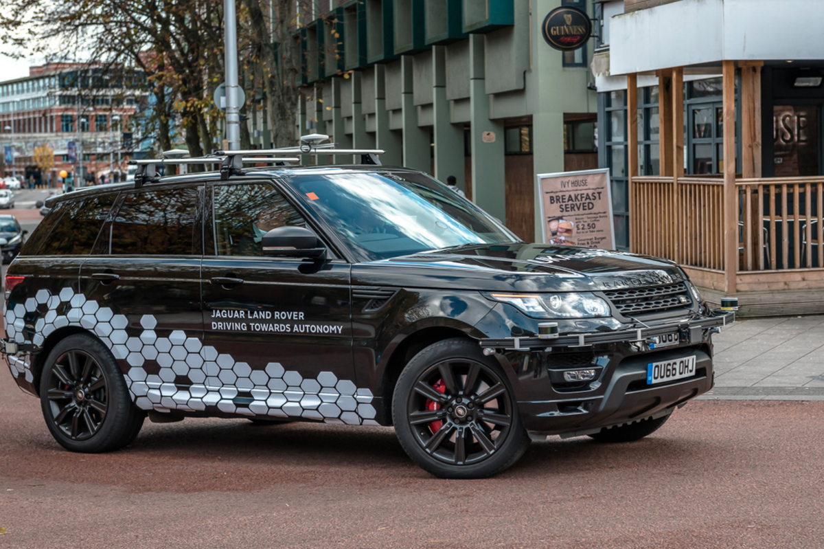 Land Rover seeks to clear city traffic with cars that find their own parking space
