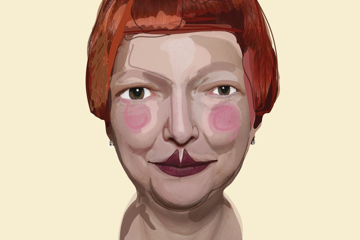 Lynn Yaeger Is Keeping the Fashion Fantasy Alive