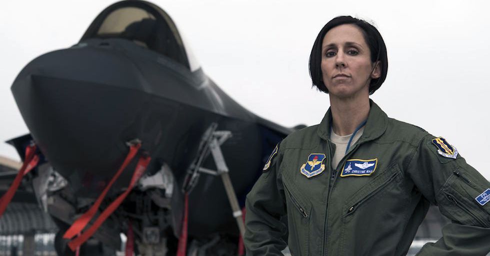 The first female F-35 pilot proves flying is a gender equalizer ...