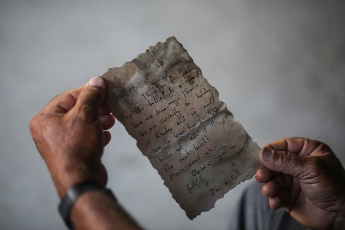 World's Oldest Known Message in a Bottle Washed Ashore in Australia