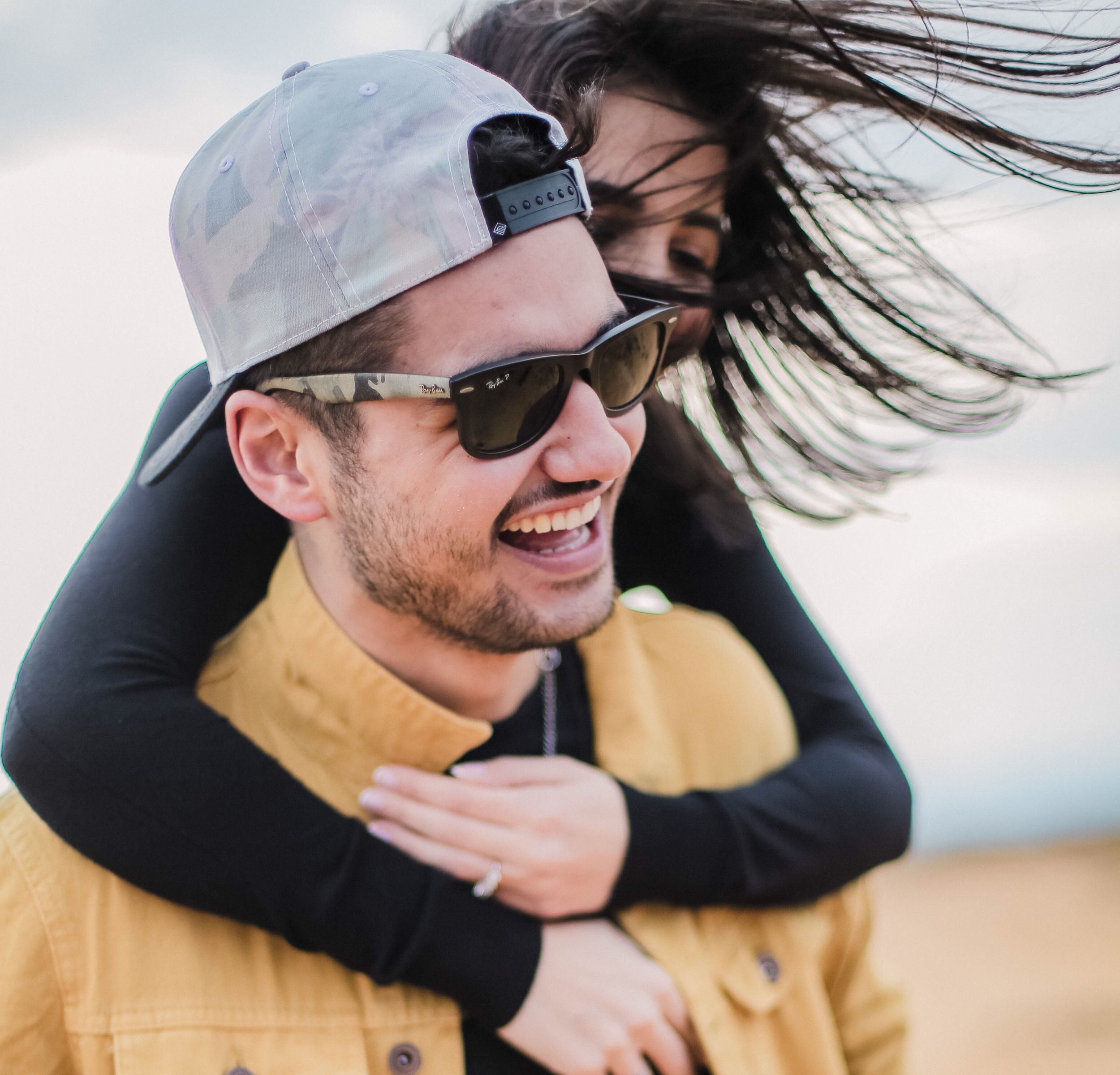 5 Signs Your Long-term Relationship Is STILL Going Strong