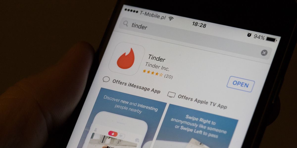 Transgender Woman Sues Tinder For Deleting Her Account