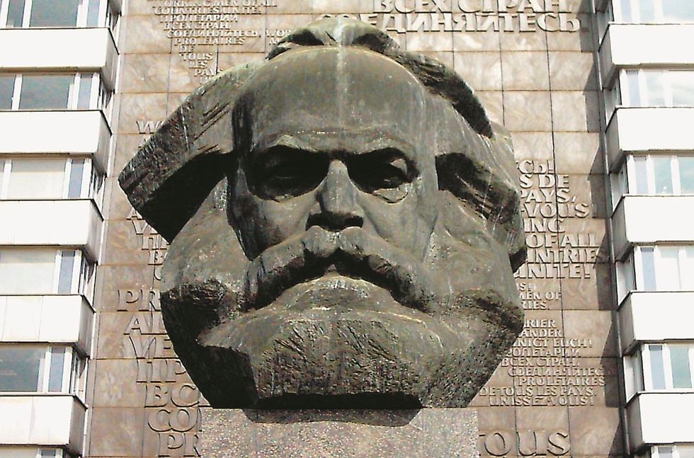 «La sinistra divenuta globalista rilegga i libri di Karl Marx»