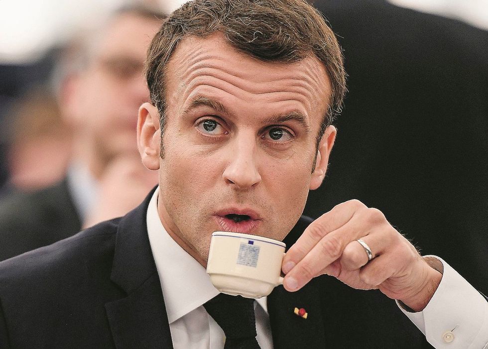 L’europeismo di Macron: «Siamo in guerra»