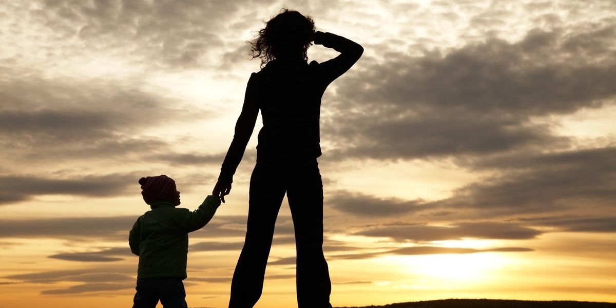 7 Advantages You Have From Being Raised By A Strong, Single Mom