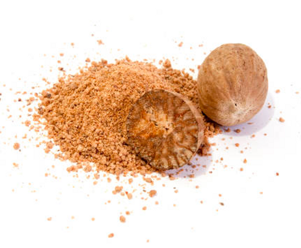 Essential Spices Nutmeg