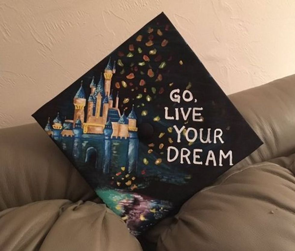 25 Graduation Cap Decoration Ideas For Disney Lovers