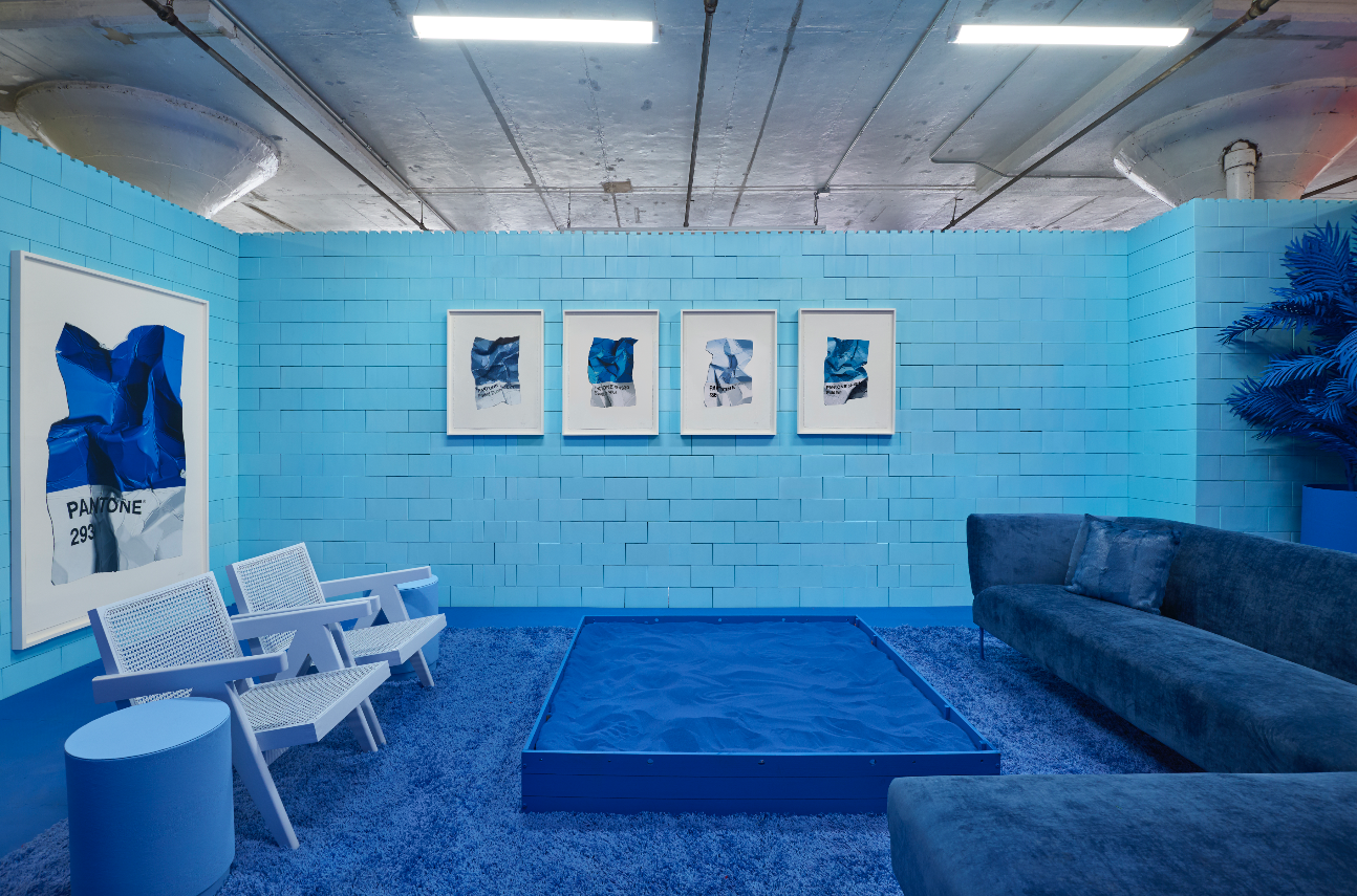 Embrace Your Blue Period With This Monochrome Exhibit Paper