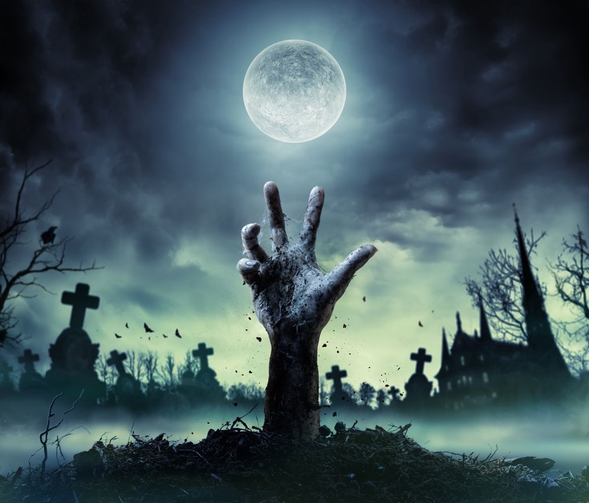 5 Spooky Movies for An Eerie Night In