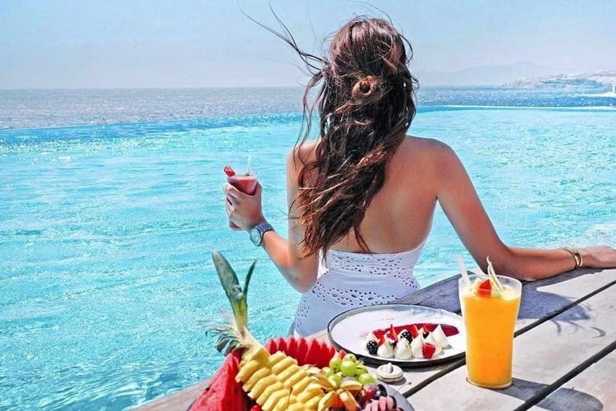 Nove trucchi per prenotare una vacanza di lusso a prezzi dimezzati