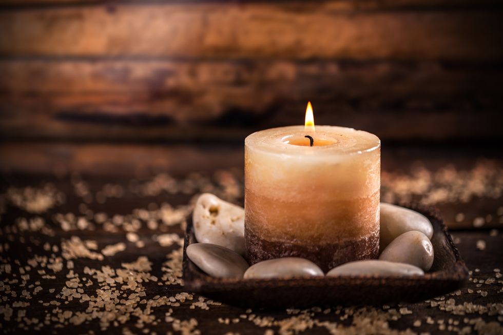 The Top Healthy Alternatives to Scented Candles