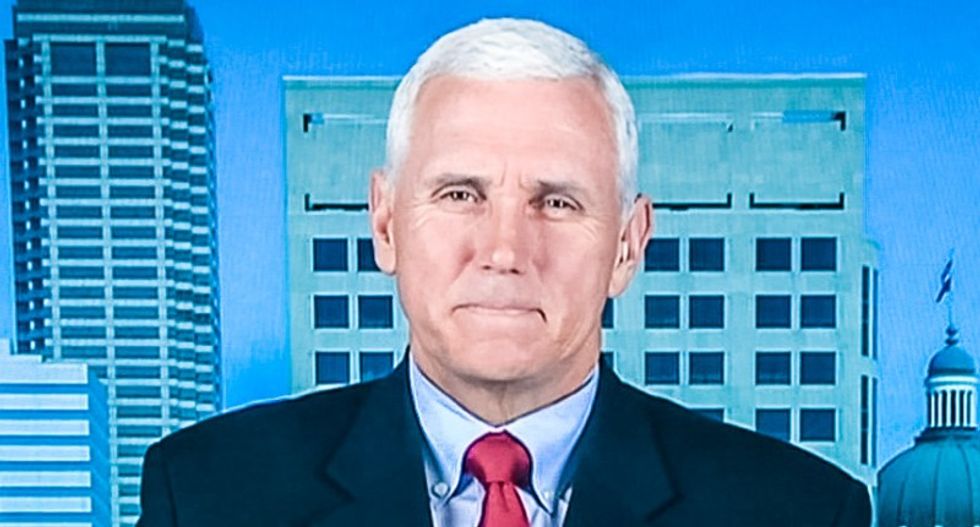 Let's LOL At Donald Trump's Maybe Vice Presidential Pick Mike Pence, Who Is A Idiot!